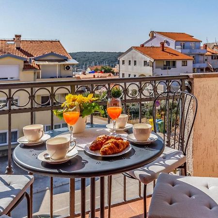 Apartment Green Pula, Family Friendly, Comfortable, Free Parking And Wifi Esterno foto
