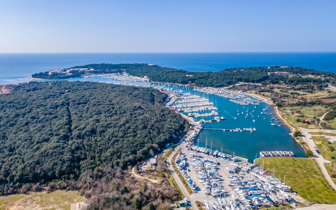 Apartment Green Pula, Family Friendly, Comfortable, Free Parking And Wifi Esterno foto